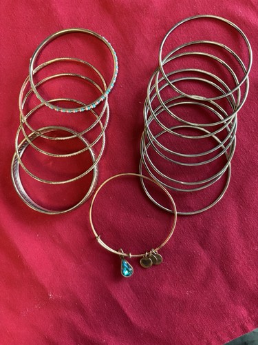 Lot gold tone - tone, bangle